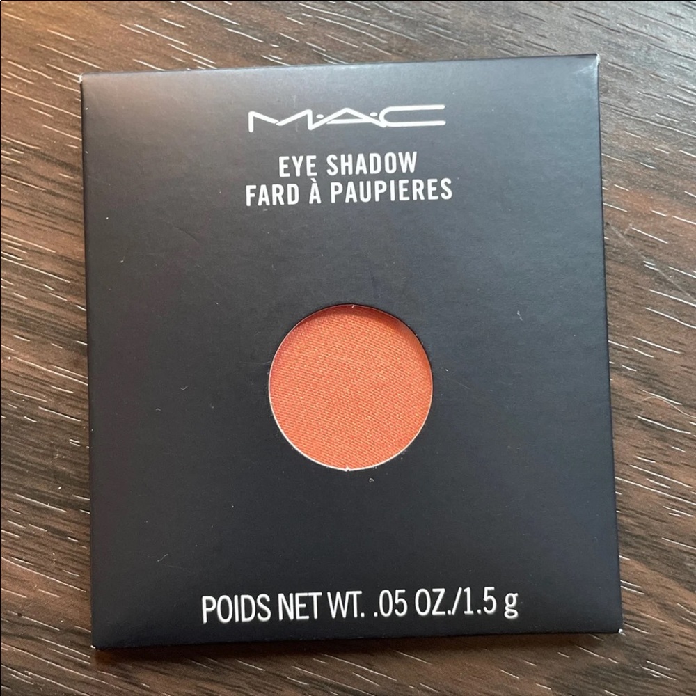 NEW*MAC PRO PALETTE in shade Suspiciously Sweet